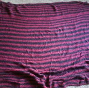 Knitted queen size blanket